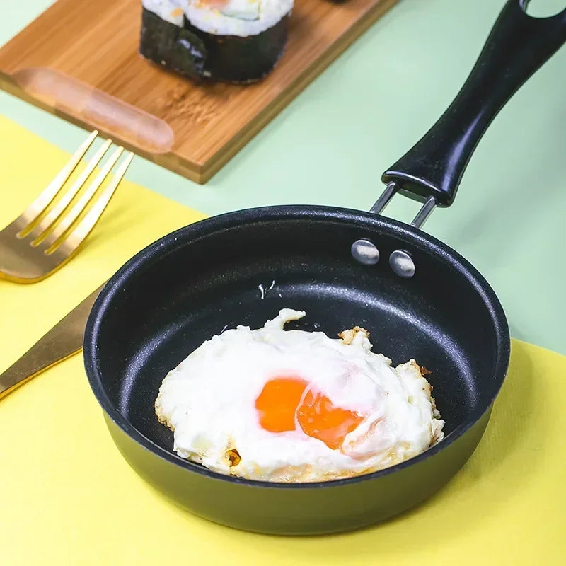 3Pcs/set Frying Pan Non-stick Skillet Steak Flat Cooking Pan Iron Pancake Egg Fryer Cast Iron Kitchen Cooking Tools 20/25/30cm